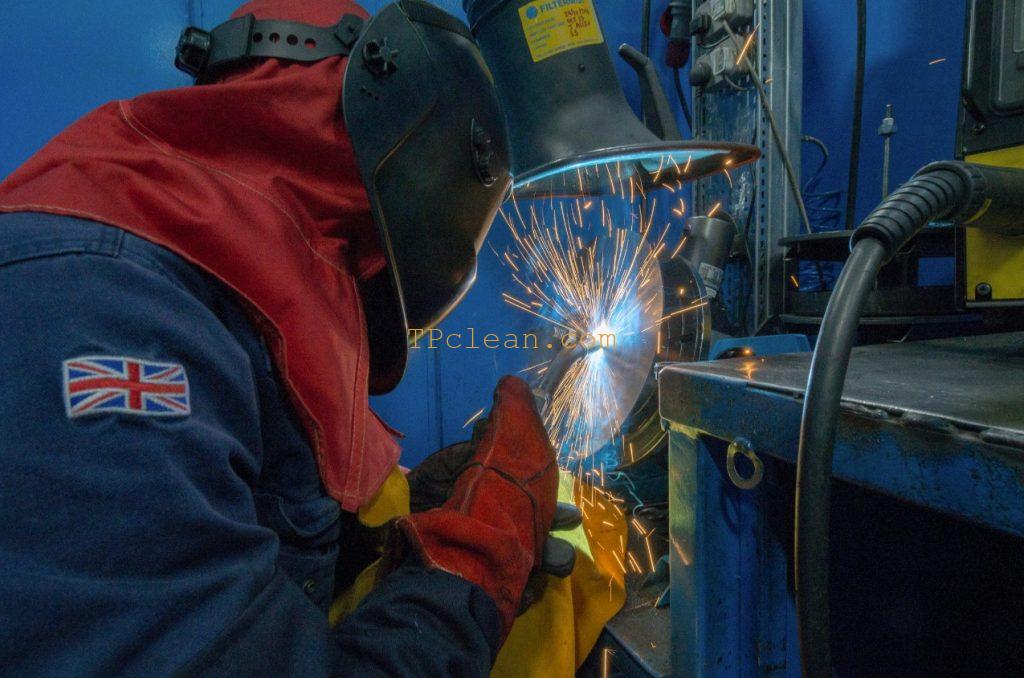 Bụi Hàn: Nhận Diện và Giải Pháp Xử Lý Hiệu Quả Từ TPclean 8 nhung tac dong tieu cuc cua bui han den suc khoe va moi truong